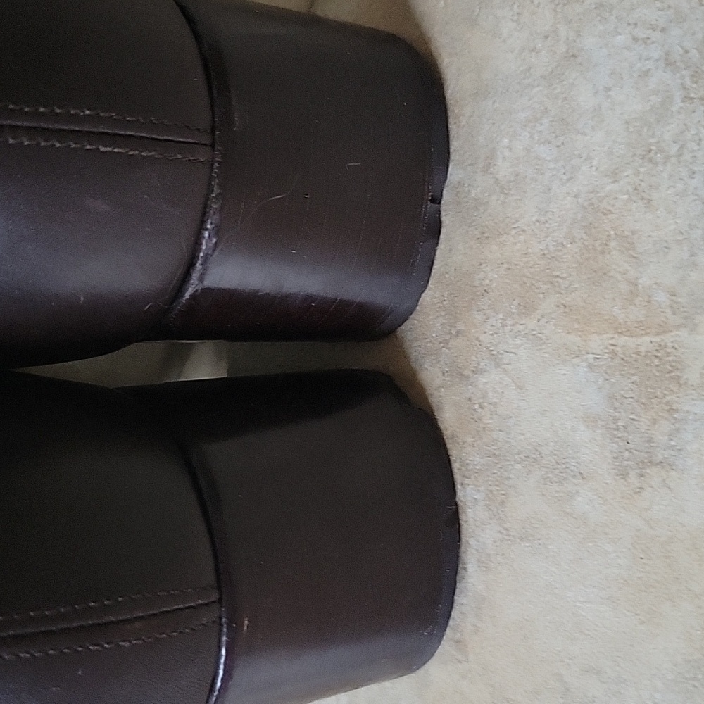 Salvatore Ferragamo Boutique Brown Leather Gancini Boots 7.5 B AS IS - Picture 14 of 15